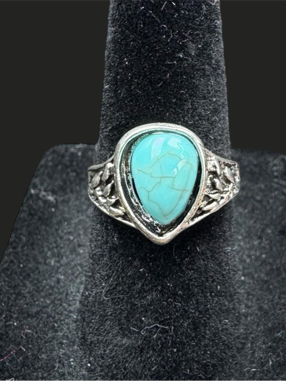 Silver Tone Turquoise Teardrop Ring – Size 5